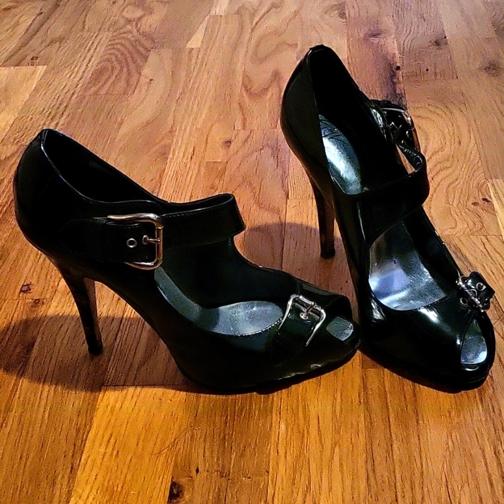 Giuseppe Zanotti mary jane type heels size 39